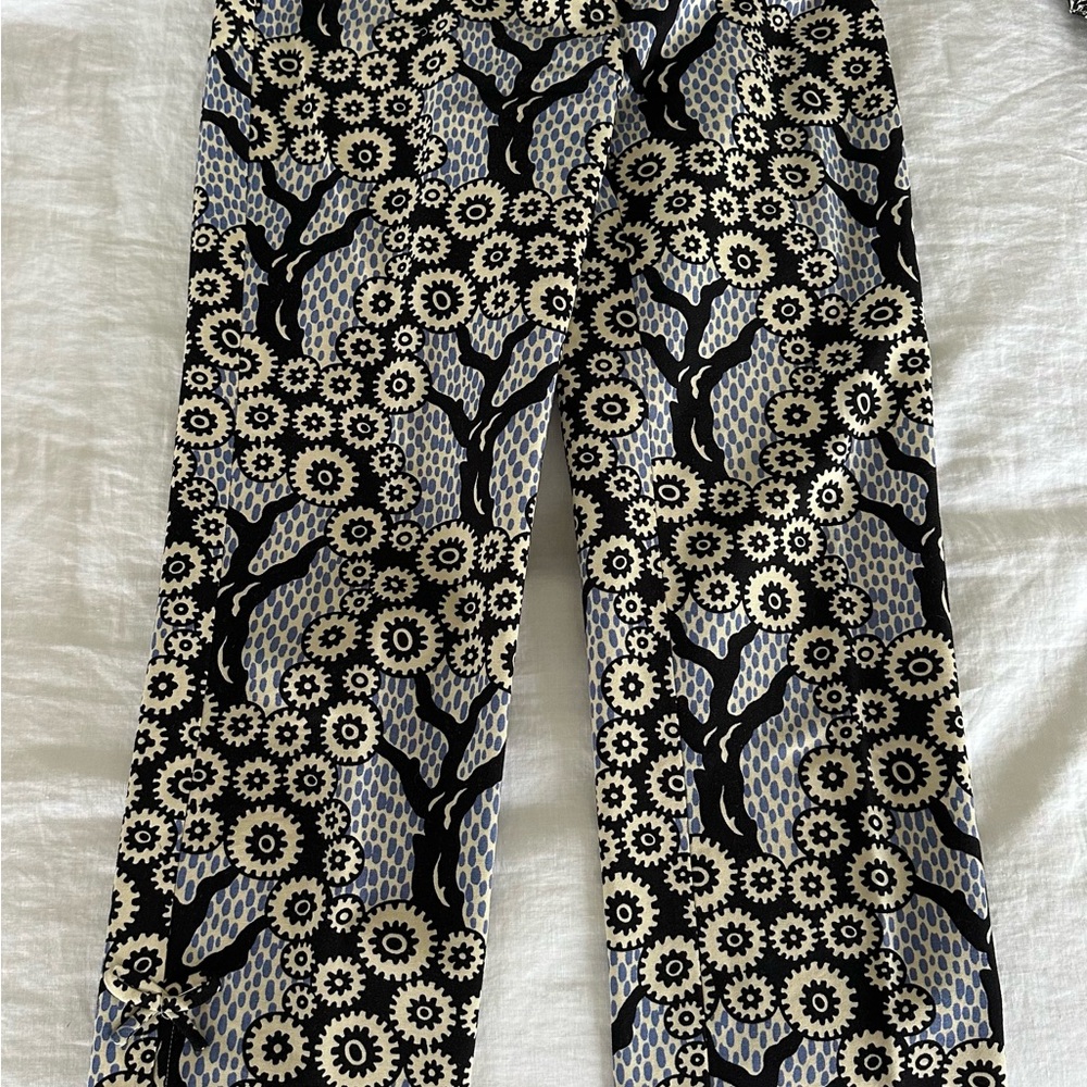 Tibi Black and Cream Casual Bottoms with Ornate Pattern